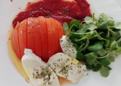 ENSALADA CON PIMIENTOS ASADOS