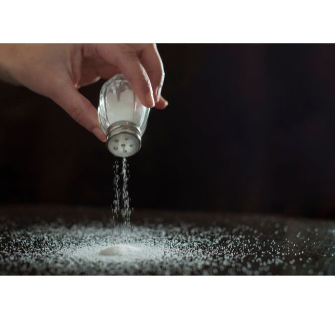 ¿Sabías qué no significa lo mismo el término «bajo en sal» que «reducido en sal»?