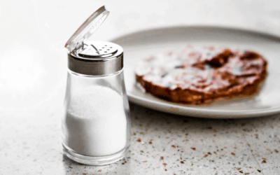 ¿Sabías qué salar los alimentos antes o después de cocinarlos, cambia muchísimo la textura y sabor?