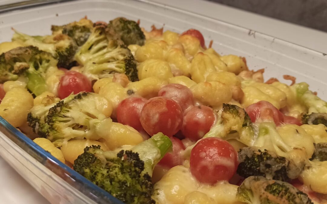 GARBANZOS CON GNOCCHIS, QUESO Y VERDURA